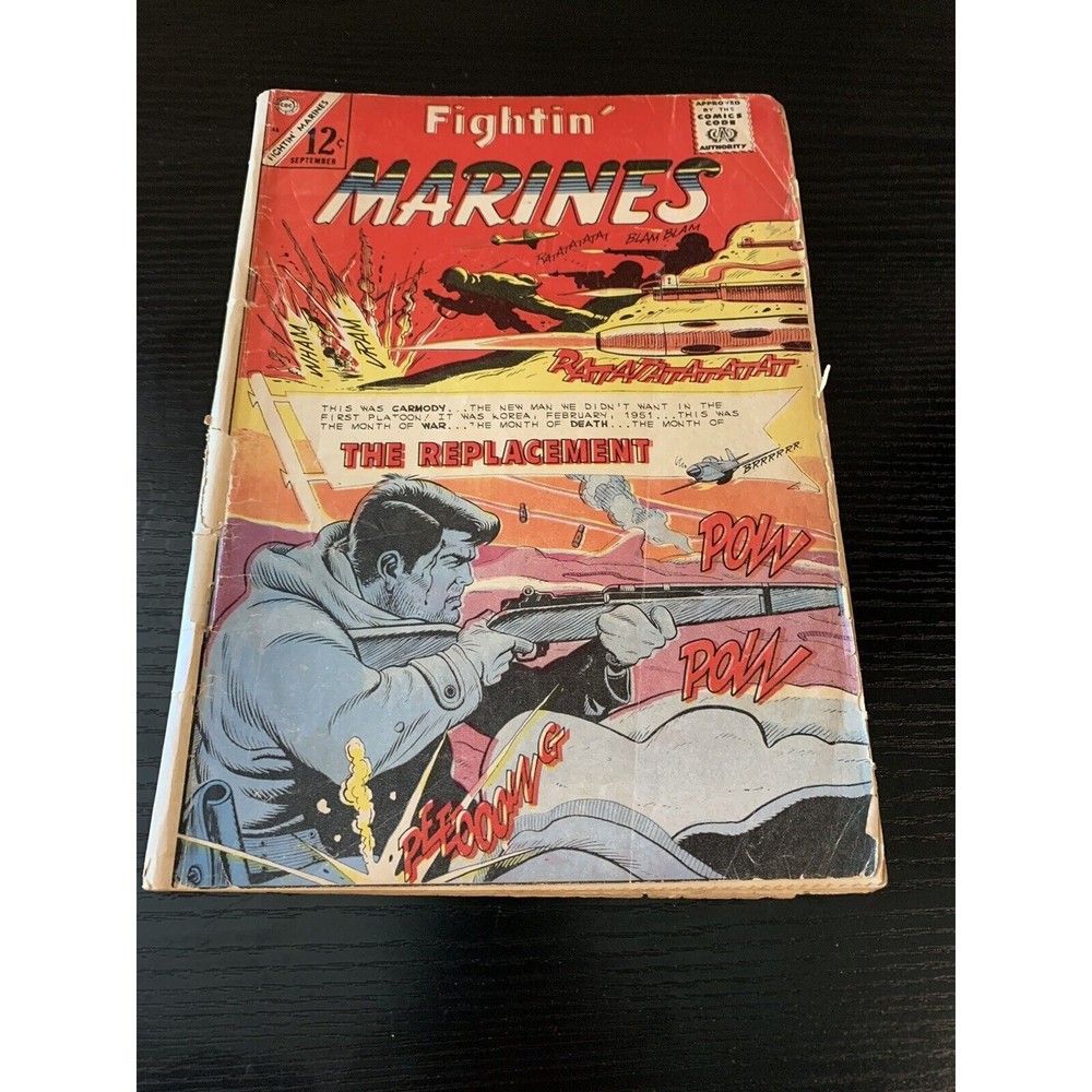 FIGHTIN' MARINES #65 - 9/1965 - Great WAR Cover! - Rare Charlton Silver Age